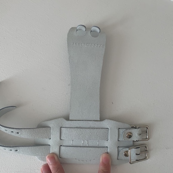 Gymnastics grips -Bailie - Picture 3 of 4